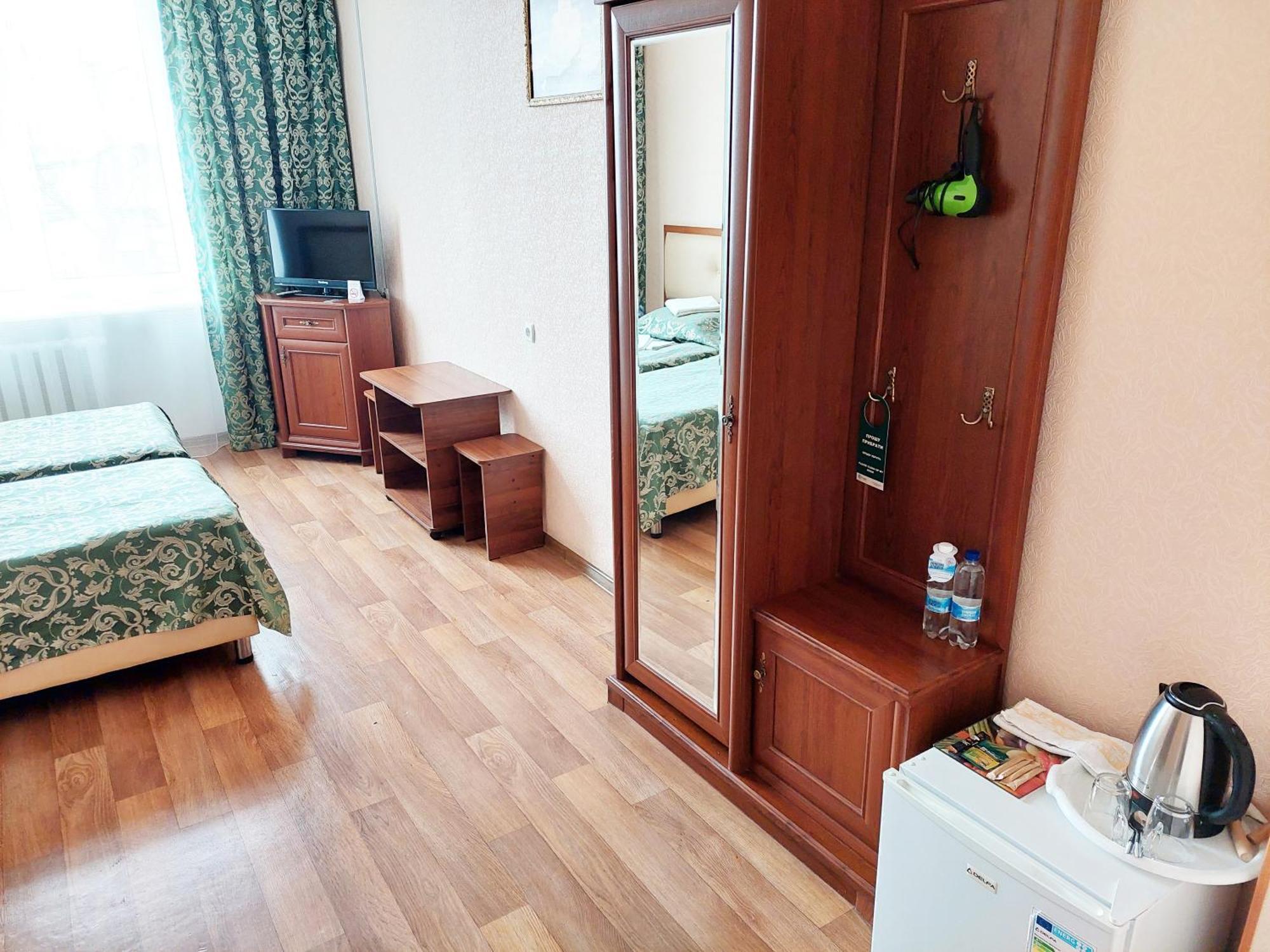 Uman Hotel Exterior photo